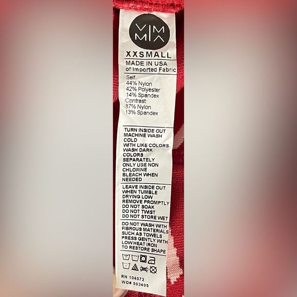 NWT Vimmia Hatch Jacquard Red White Pattern Leggings - Picture 8 of 9